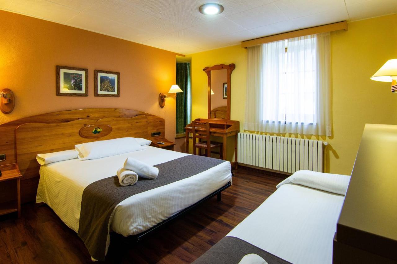 Hotel Vall De Nuria Кералбс Екстериор снимка